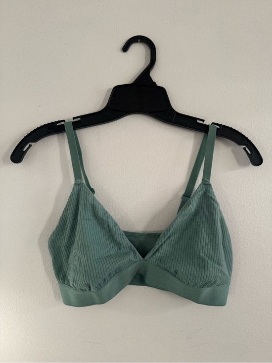 Auden Other - Auden Ribbed Wireless Bralette in Sage